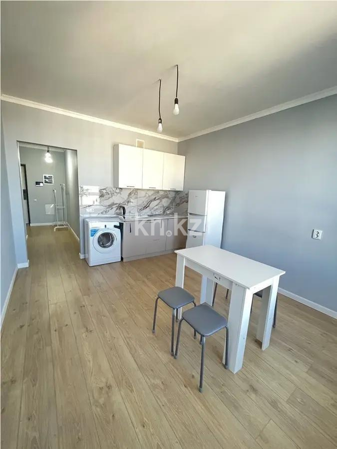 Продажа 1-комнатной квартиры, 42 м², ул. Бокейхана, дом  48 в Астане - фото 2