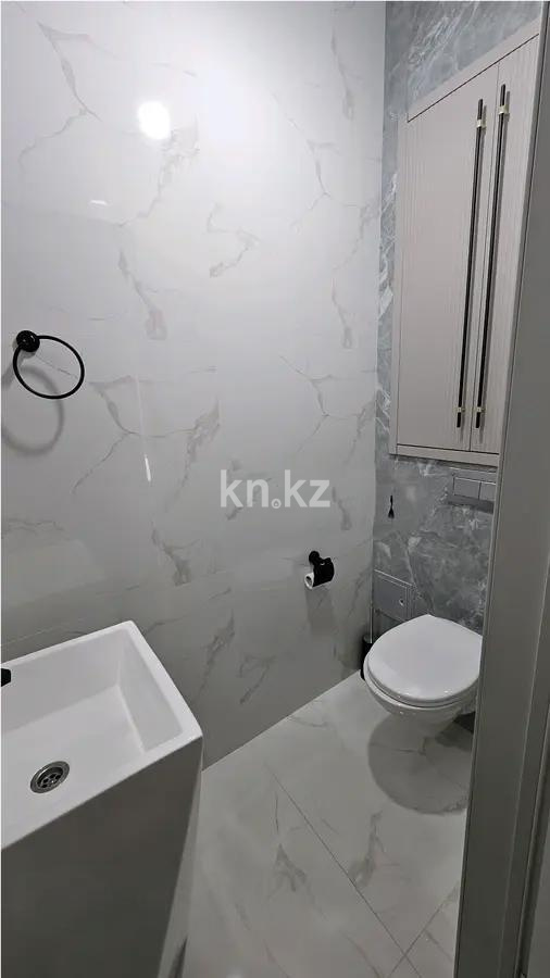 Продажа 2-комнатной квартиры, 72 м², пр. Мангилик Ел, дом  60 в Астане - фото 4