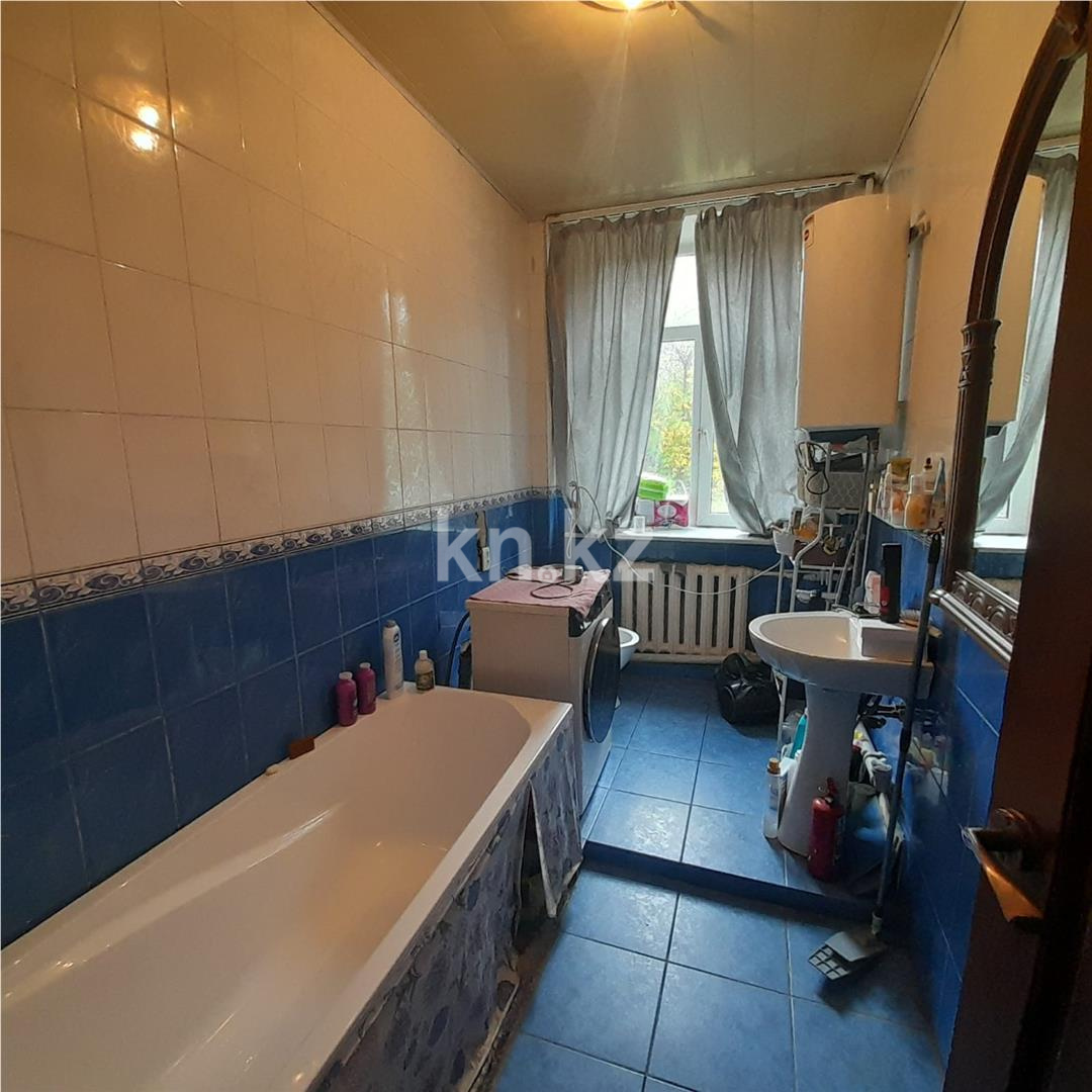 Продажа 3-комнатной квартиры, 80 м², ул. Жамбыла, дом  3 - Продажа квартир в Караганде фото 9 из 17