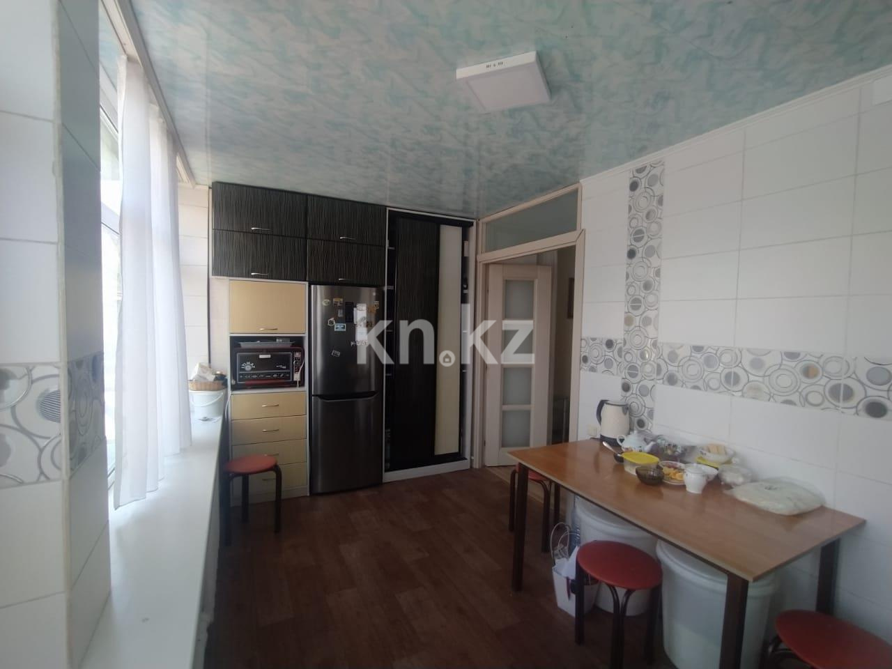 Продажа 3-комнатной квартиры, 83 м², ул. Терешковой - Продажа квартир в Караганде фото 10 из 32