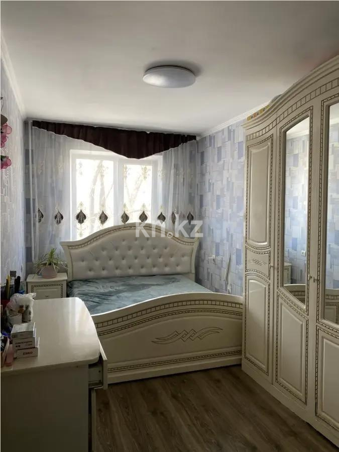 Продажа 3-комнатной квартиры, 59 м², 10 мкр., дом  20 в Алматы - фото 2