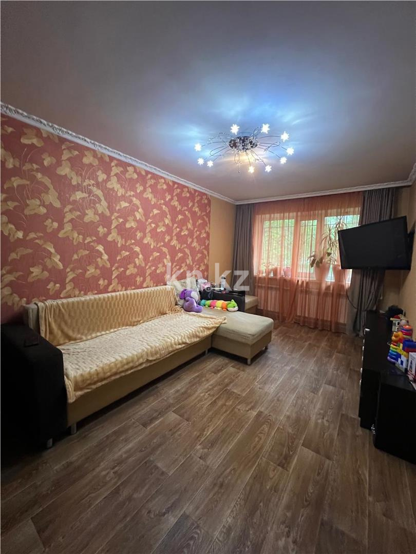 Продажа 1-комнатной квартиры, 30 м², мкр-н 13 - Продажа  однокомнатных квартир в Караганде фото 1 из 4