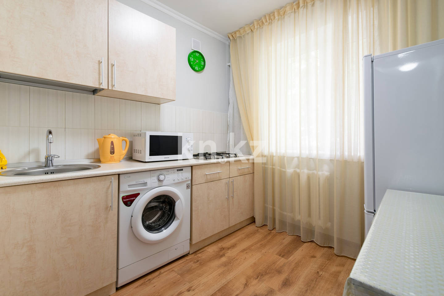 Аренда 1-комнатной квартиры посуточно, 38 м², пр. Абая, дом  59 - ул. Наурызбай батыра - Продажа квартир в Алматы фото 7 из 11