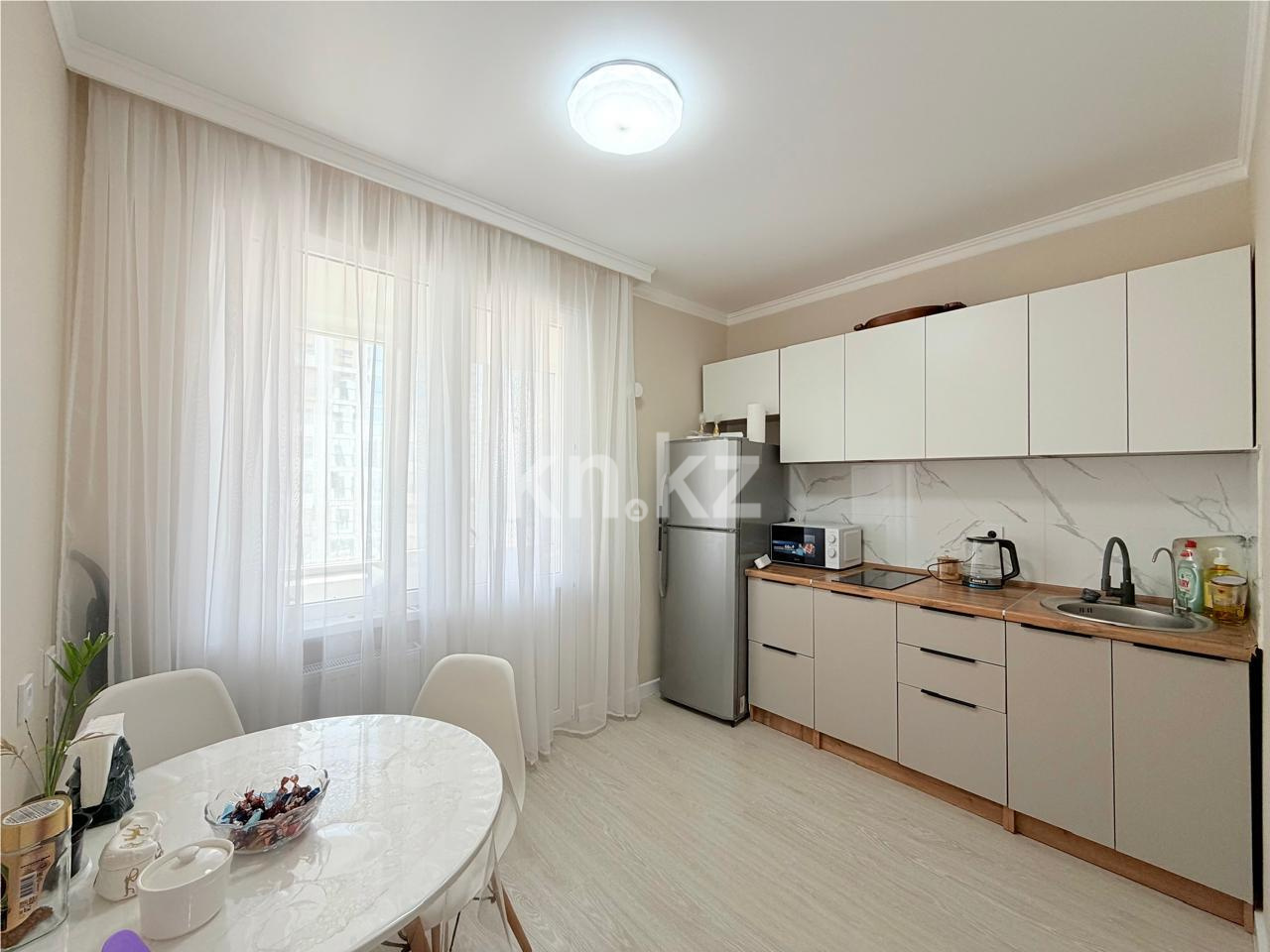 Продажа 1-комнатной квартиры, 35 м² - Продажа квартир в р-не Есиль Астаны - страница 3 фото 4 из 6