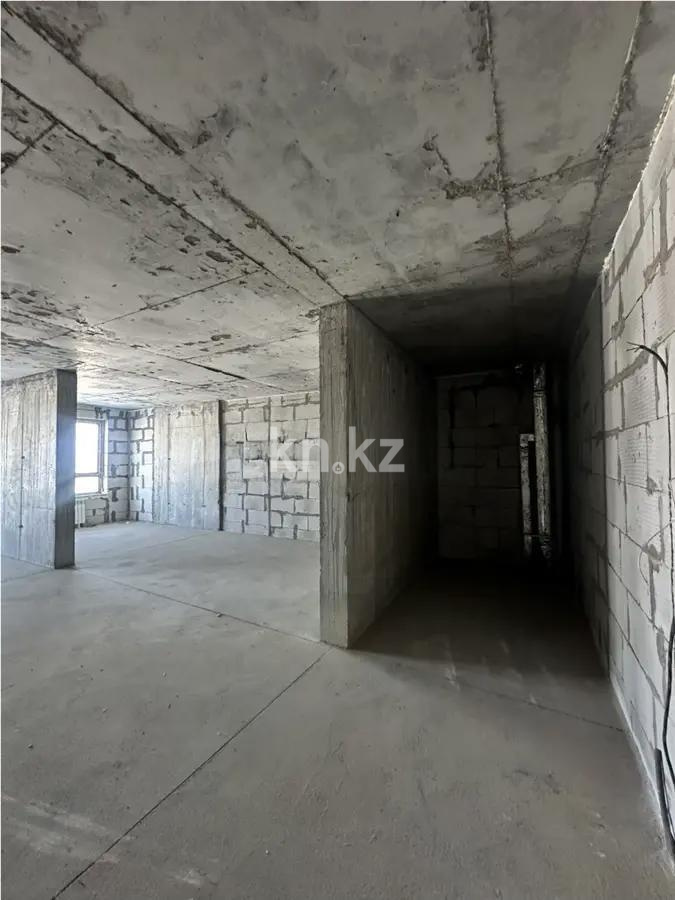 Продажа 2-комнатной квартиры, 77.8 м² в Алматы - фото 2