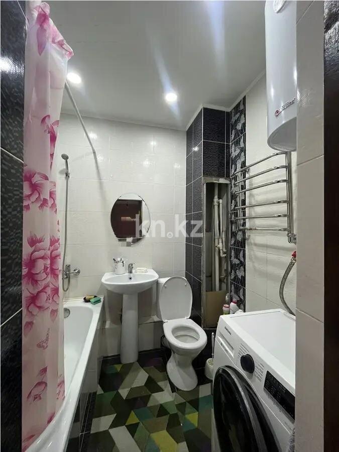 Продажа 2-комнатной квартиры, 65 м² в Караганде - фото 4