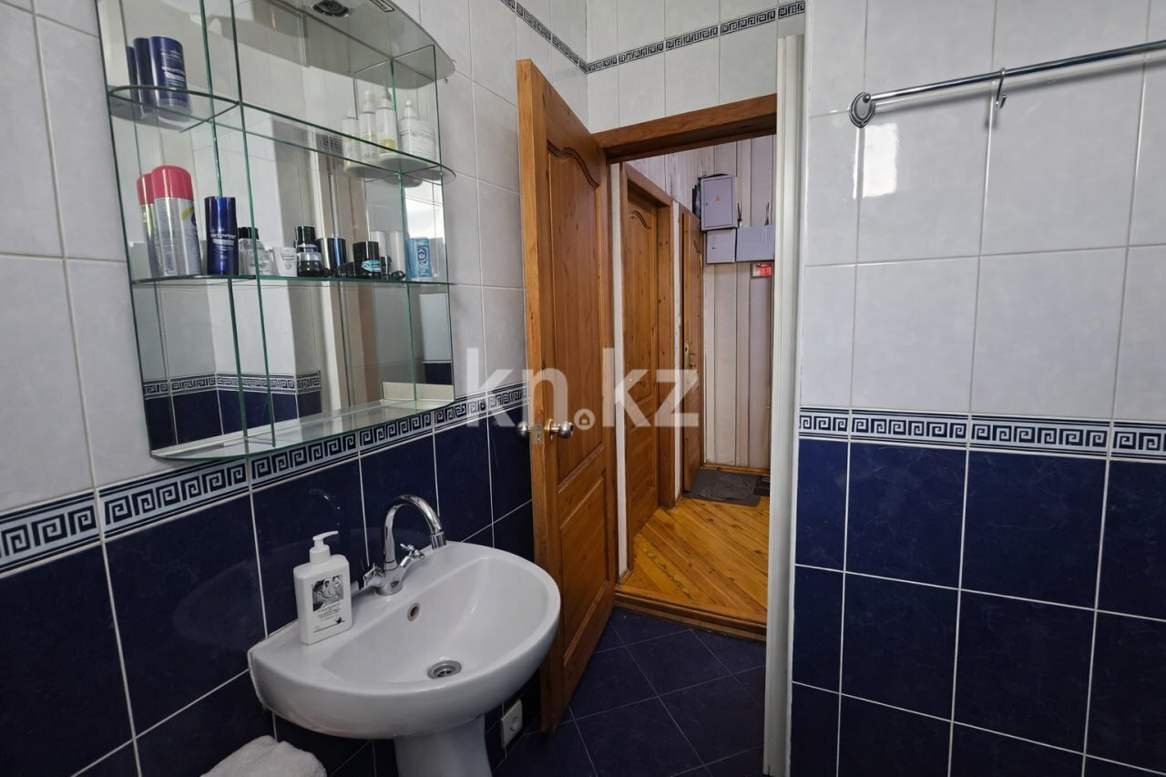 Продажа 3-комнатной квартиры, 65 м² в Алматы - фото 13