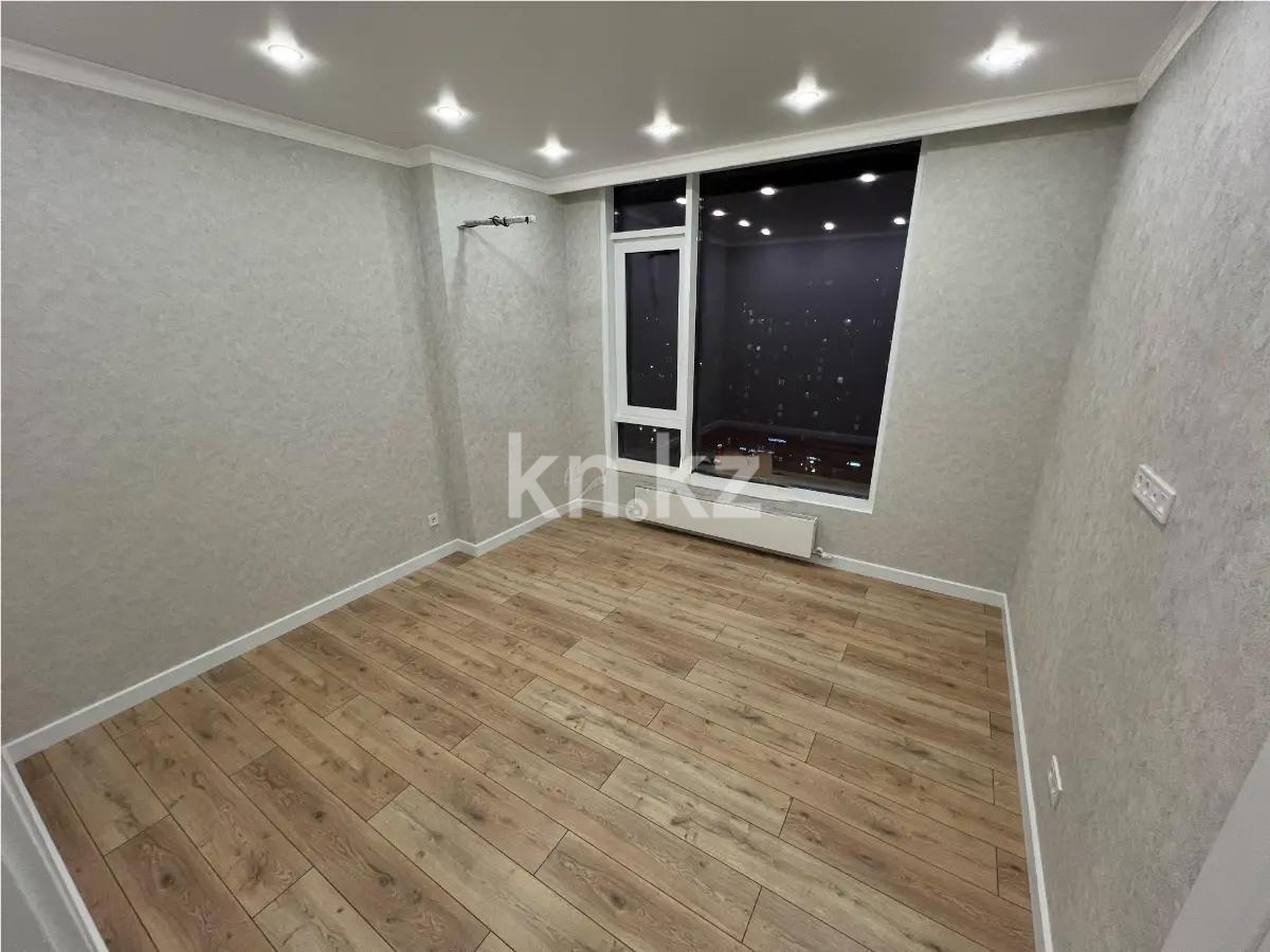 Продажа 5-комнатной квартиры, 181.9 м², пр. Кабанбай батыра, дом  56 - Продажа квартир в Казахстане фото 1 из 5