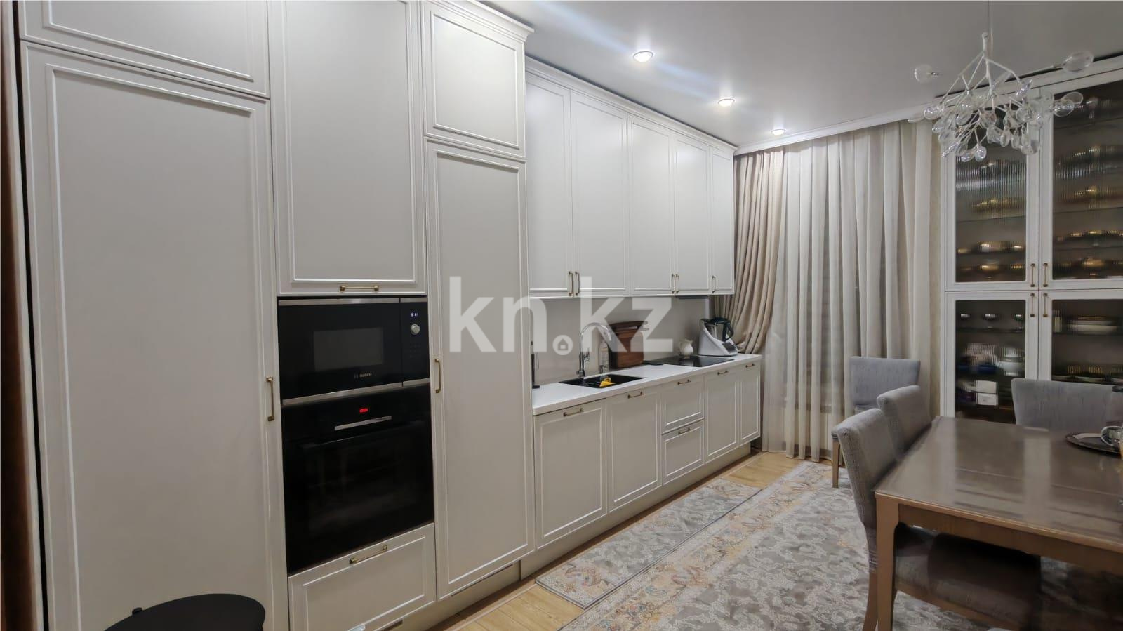 Продажа 4-комнатной квартиры, 123 м², ул. Дюсембекова - Продажа квартир в новостройках Караганды фото 11 из 31