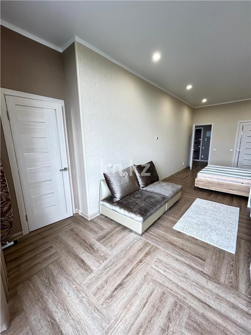 Продажа 2-комнатной квартиры, 65 м², ул. Алиханова, дом  37/4 - Продажа квартир в Караганде фото 30 из 32