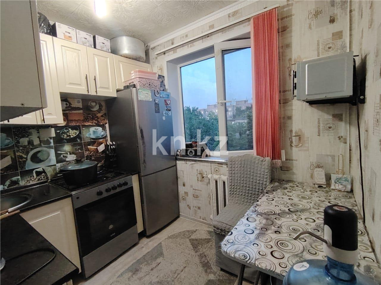 Продажа 3-комнатной квартиры, 62 м², пр. Мира, дом  100/1 в Темиртау - фото 6