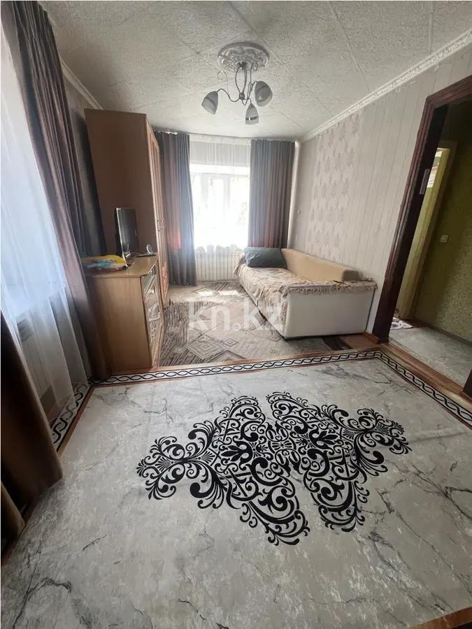 Продажа 1-комнатной квартиры, 32 м², пр. Сейфуллина, дом  22 - Продажа квартир в Караганде без посредников с фото фото 1 из 4