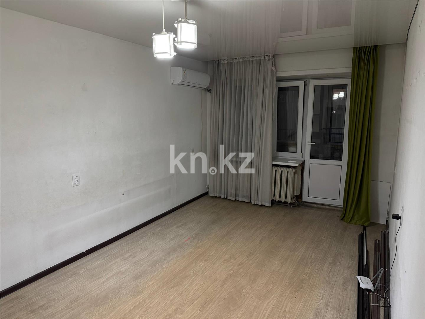 Продажа 2-комнатной квартиры, 44 м², мкр-н 21 - Продажа квартир в Караганде фото 1 из 13