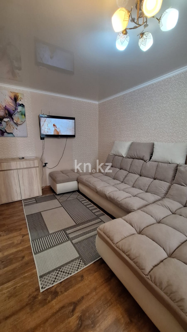 Аренда 2-комнатной квартиры посуточно, 47 м², Сакена Сейфуллина, дом  33 - Аренда квартир помесячно в Казахстане фото 1 из 5