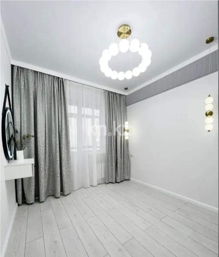 Продажа 2-комнатной квартиры, 40 м², ул. Байтурсынова, дом  18 в Астане - фото 2