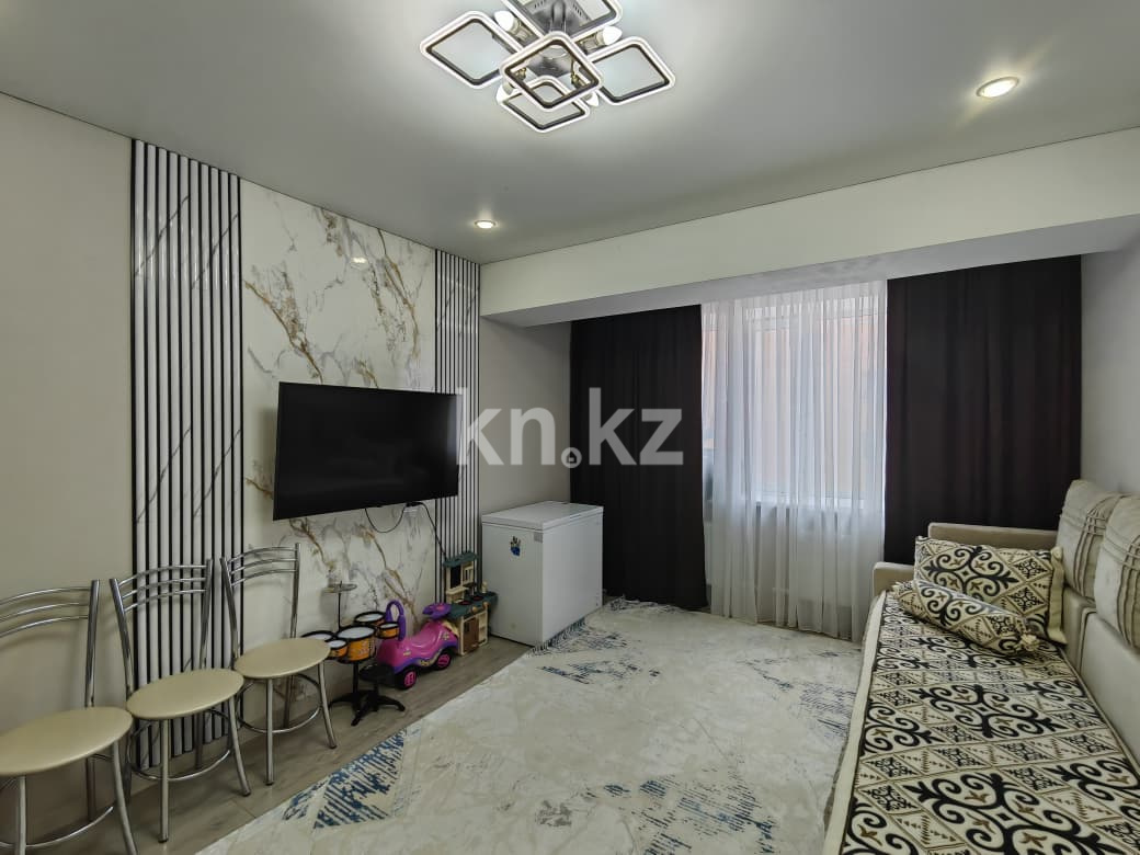 Продажа 2-комнатной квартиры, 55 м² - Продажа двухкомнатных квартир в Караганде - страница 2 фото 2 из 33