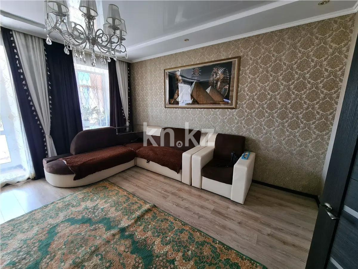 Продажа 3-комнатной квартиры, 85 м², ул. Ботаническая, дом  12/9 - Продажа  трехкомнатных квартир в Караганде без посредников с фото фото 1 из 6