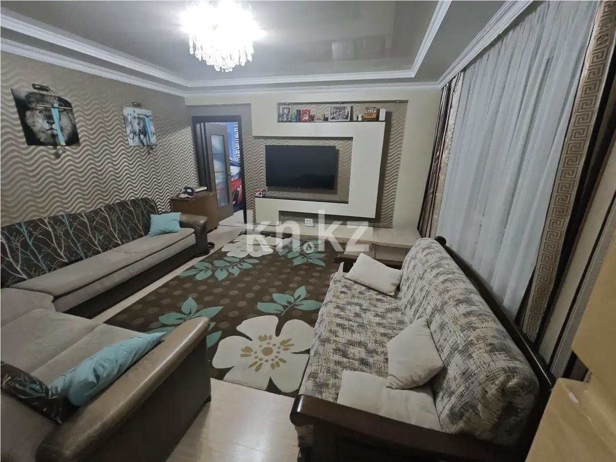 Продажа 4-комнатной квартиры, 80 м², ул. Муканова, дом  14 - Продажа  четырехкомнатных квартир в Караганде фото 1 из 7