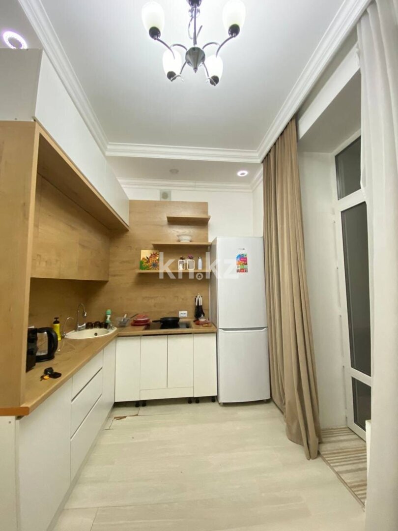 Аренда 1-комнатной квартиры, 38 м² в Астане