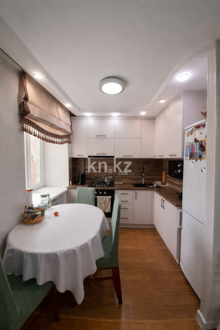 Продажа 3-комнатной квартиры, 71 м² - Продажа трехкомнатных квартир в Городе Караганды - страница 2 фото 1 из 8