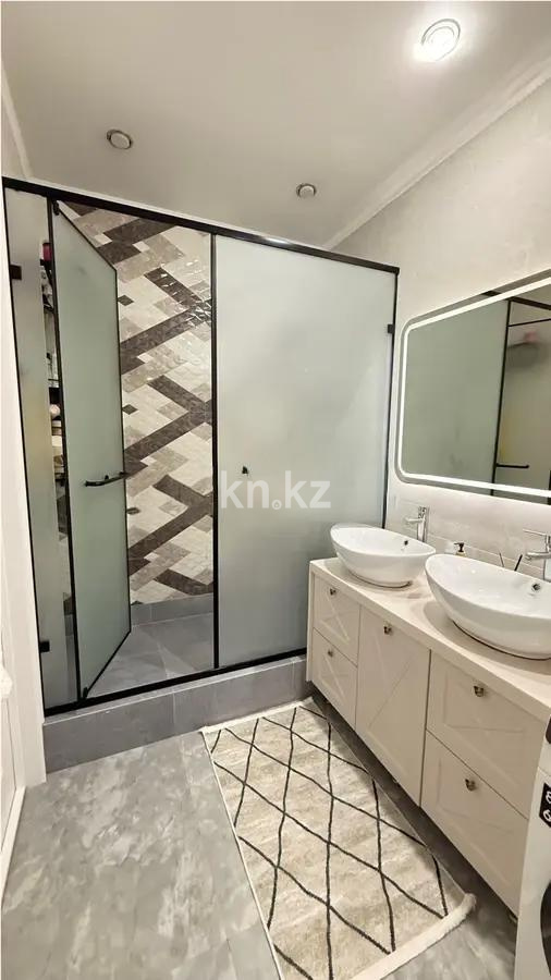 Продажа 4-комнатной квартиры, 117 м², ул. Бокейхана, дом  42/1 в Астане - фото 6