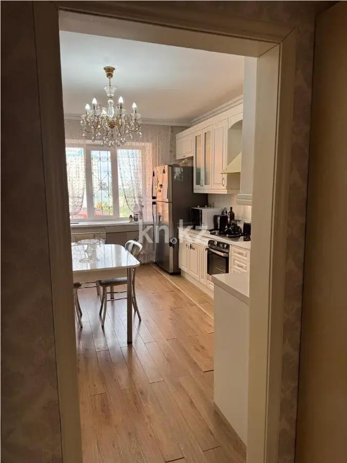 Продажа 4-комнатной квартиры, 125 м², пр. Тауелсыздык, дом  43/3 в Астане - фото 4