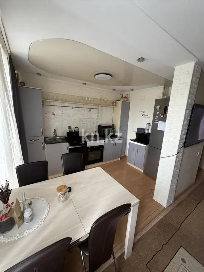 Продажа 3-комнатной квартиры, 60 м² - Продажа квартир в Казахстане - страница 3 фото 4 из 6