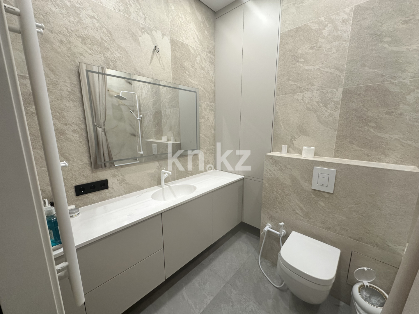 Продажа 3-комнатной квартиры, 95 м² - Продажа квартир в р-не Есиль Астаны фото 9 из 12