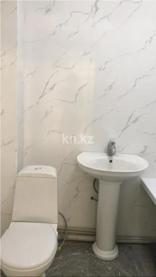 Продажа 2-комнатной квартиры, 70 м², ул. Жунисова, дом  8/2 в Алматы - фото 2