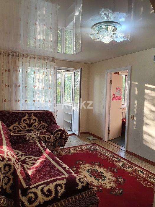 Продажа 3-комнатной квартиры, 49 м², ул. Сатыбалдина - Продажа квартир в Караганде фото 1 из 7