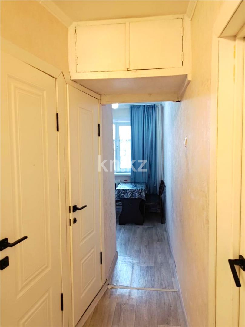 Продажа 3-комнатной квартиры, 61 м², 23-й мкр., дом  17 - Продажа  трехкомнатных квартир в Караганде с фото фото 11 из 14