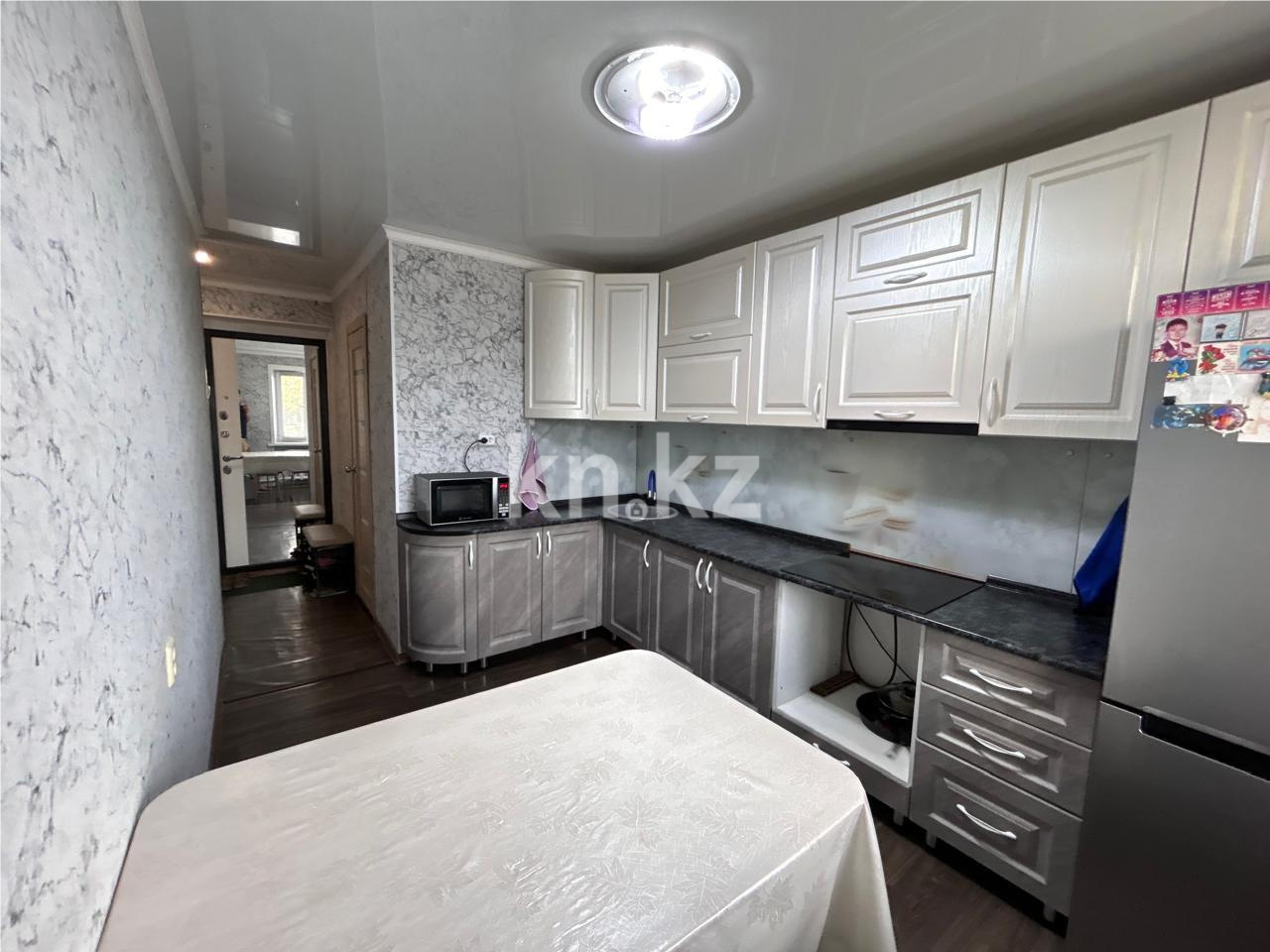 Продажа 3-комнатной квартиры, 55 м², ул. 6-й мик-н в Темиртау - фото 8