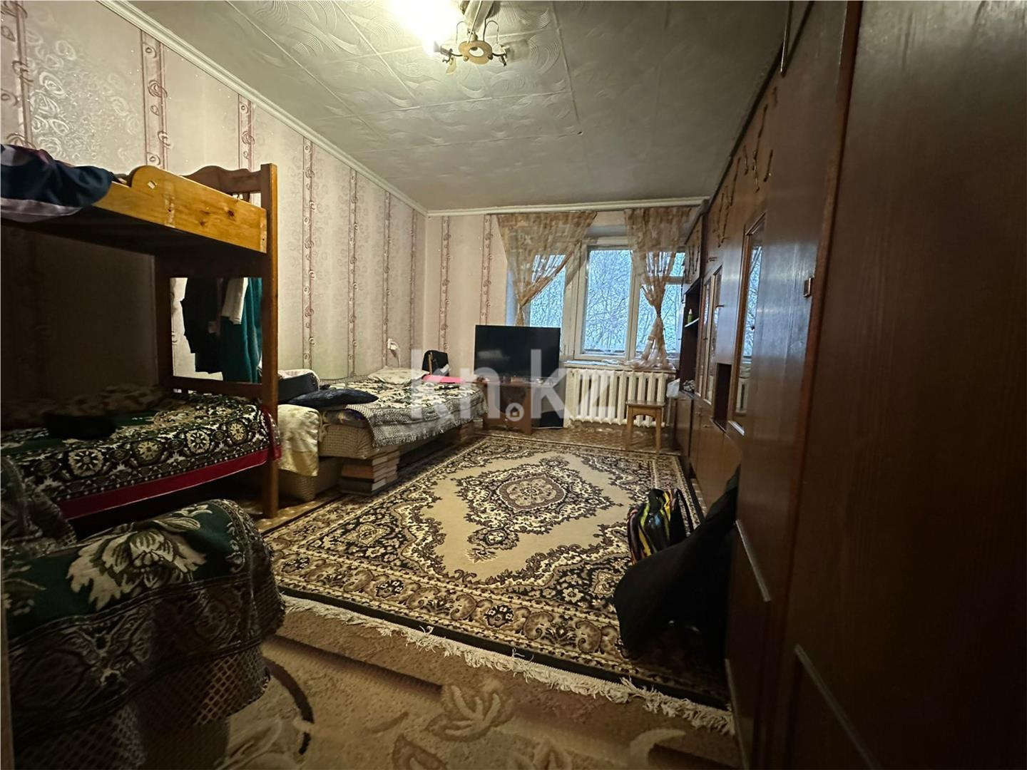 Продажа 3-комнатной квартиры, 58 м², ул. Аманжолова - Продажа  трехкомнатных квартир в Караганде фото 3 из 10