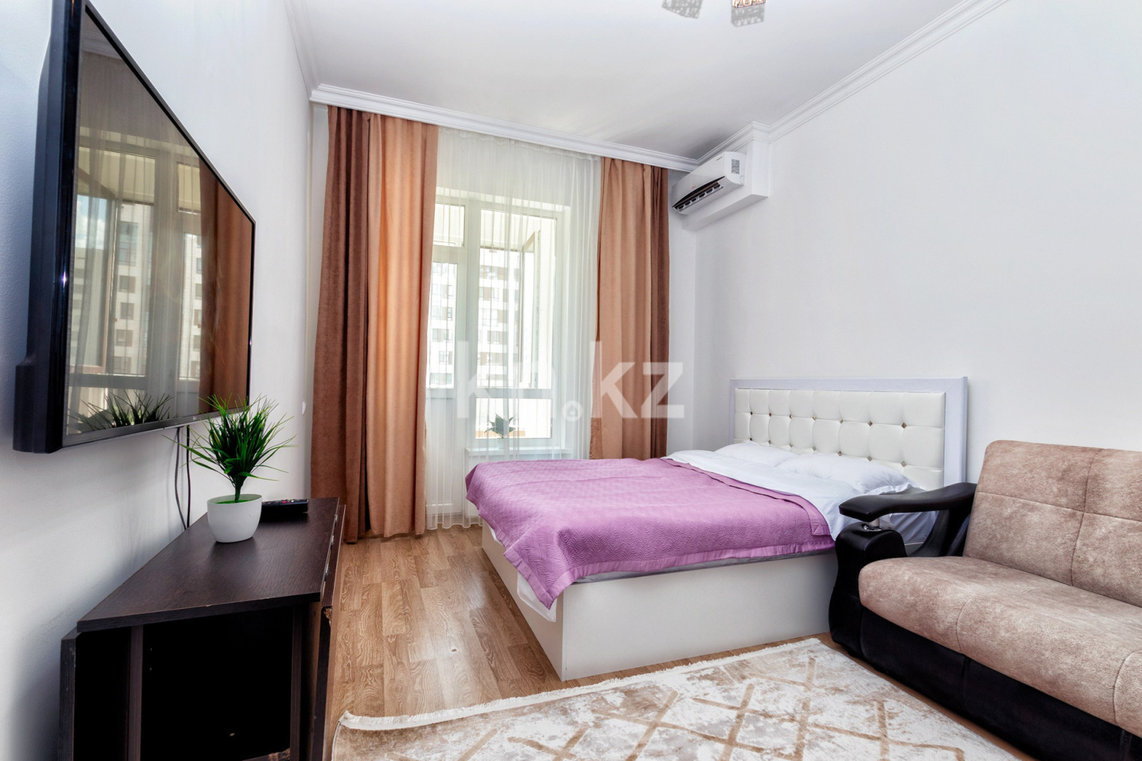 Аренда 2-комнатной квартиры посуточно, 75 м², пр. Кабанбай батыра, дом  60а/2 - Аренда квартир посуточно в Астане с фото фото 4 из 14