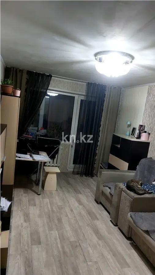 Продажа 3-комнатной квартиры, 58 м², 1 кв-л, дом  6 - Продажа  трехкомнатных квартир в Караганде фото 1 из 4