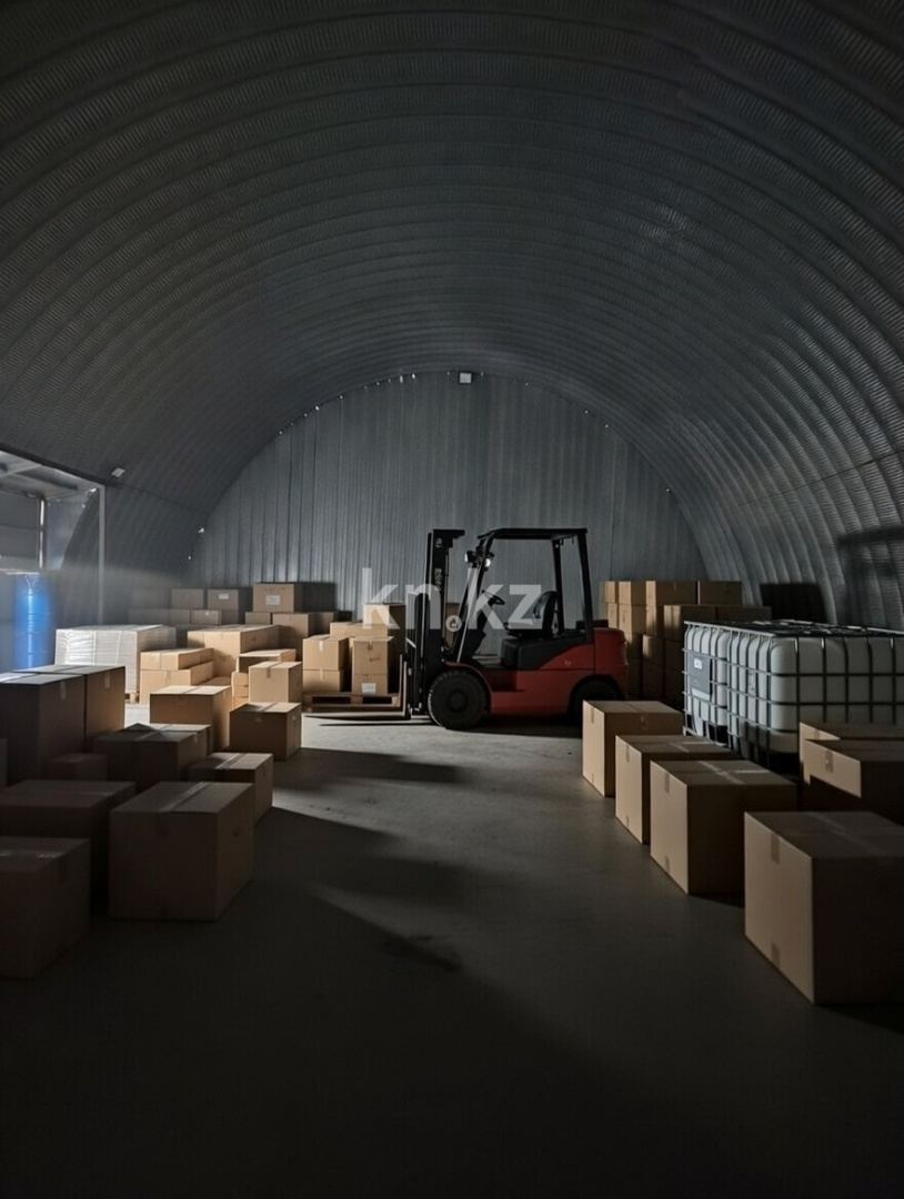 Аренда базы, 400 м² - Аренда баз, складов и промышленной недвижимости в Астане фото 2 из 8