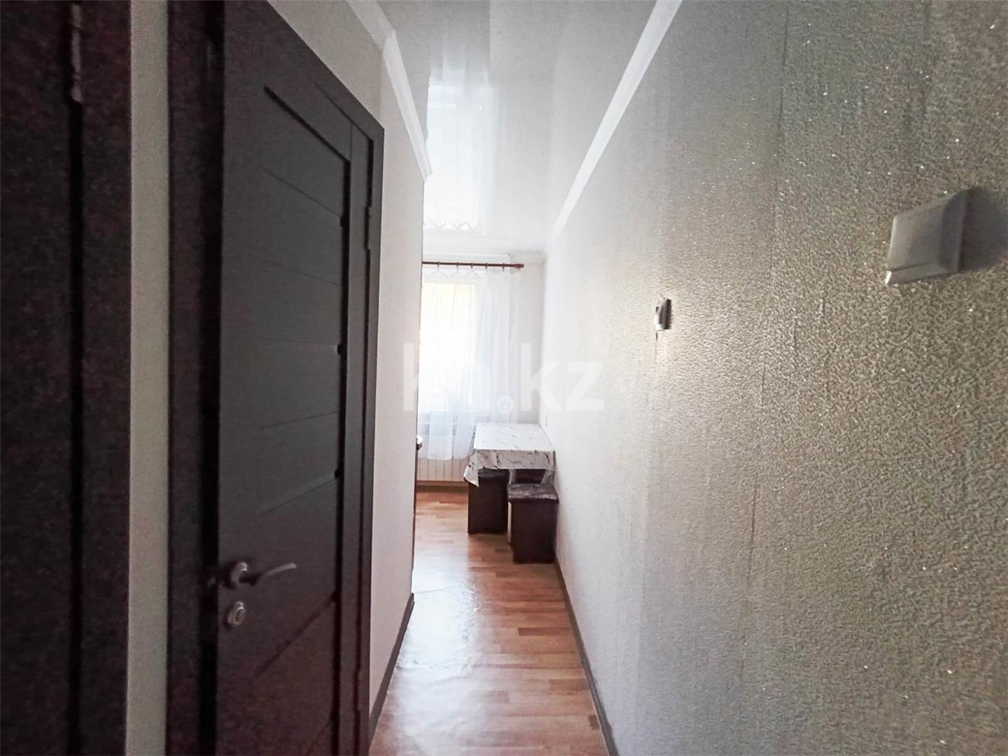 Продажа 3-комнатной квартиры, 48 м², мкр-н 17, дом  55 в Караганде - фото 10