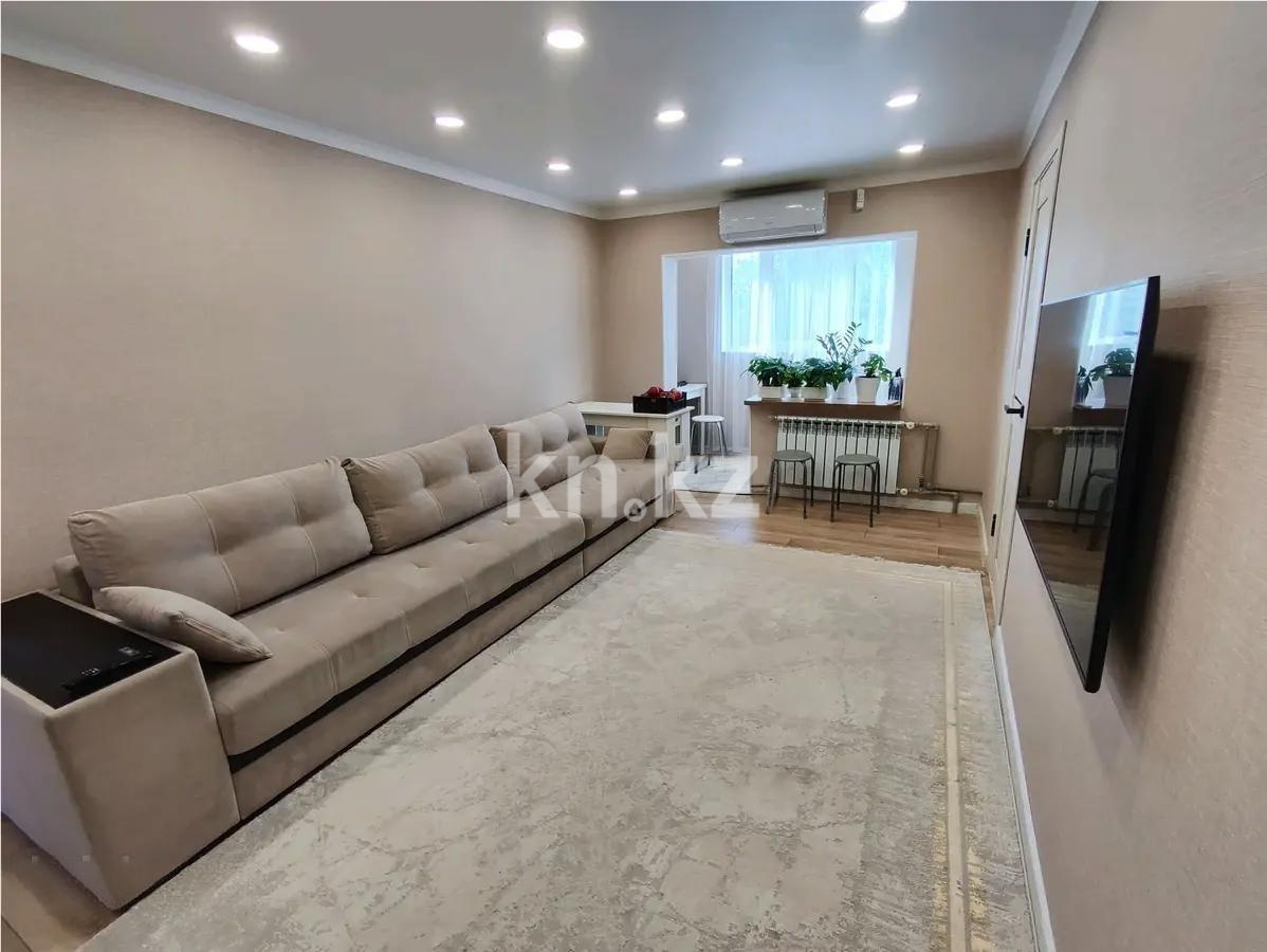 Продажа 3-комнатной квартиры, 57 м², ул. Байзакова, дом  127 - Продажа квартир в Алматы фото 1 из 5