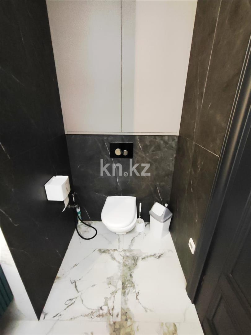 Продажа 4-комнатной квартиры, 108 м², пр. Шахтеров - Продажа  четырехкомнатных квартир в Караганде фото 19 из 23