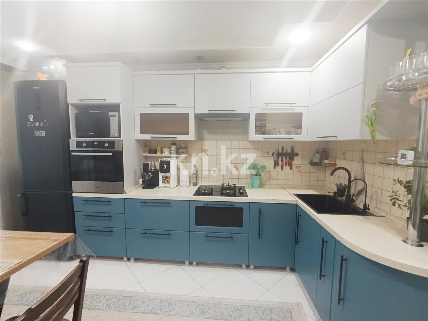 Продажа 3-комнатной квартиры, 62 м², ул. Муканова, дом  24 в Караганде - фото 10