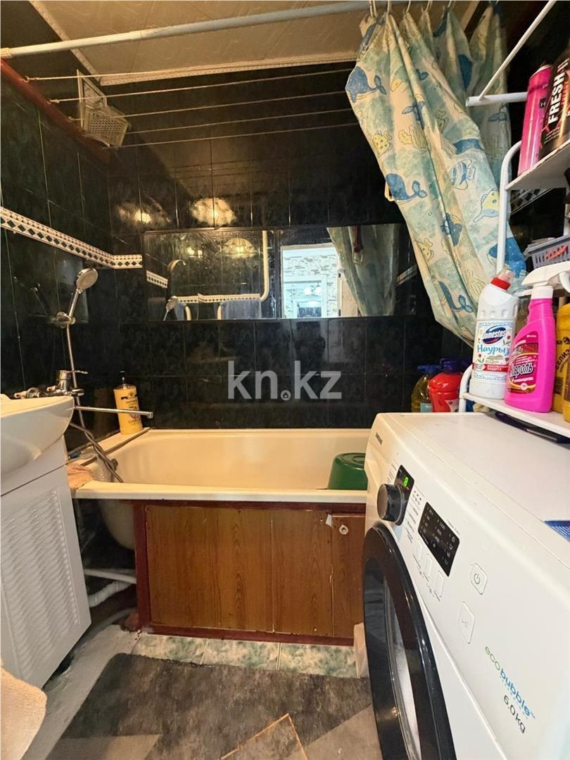 Продажа 3-комнатной квартиры, 61 м² - Продажа квартир в Караганде - страница 2 фото 14 из 17