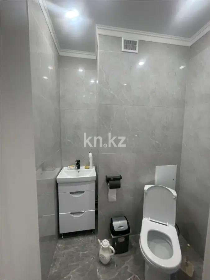 Продажа 3-комнатной квартиры, 73 м², ул. Азербаева, дом  14 в Астане - фото 2