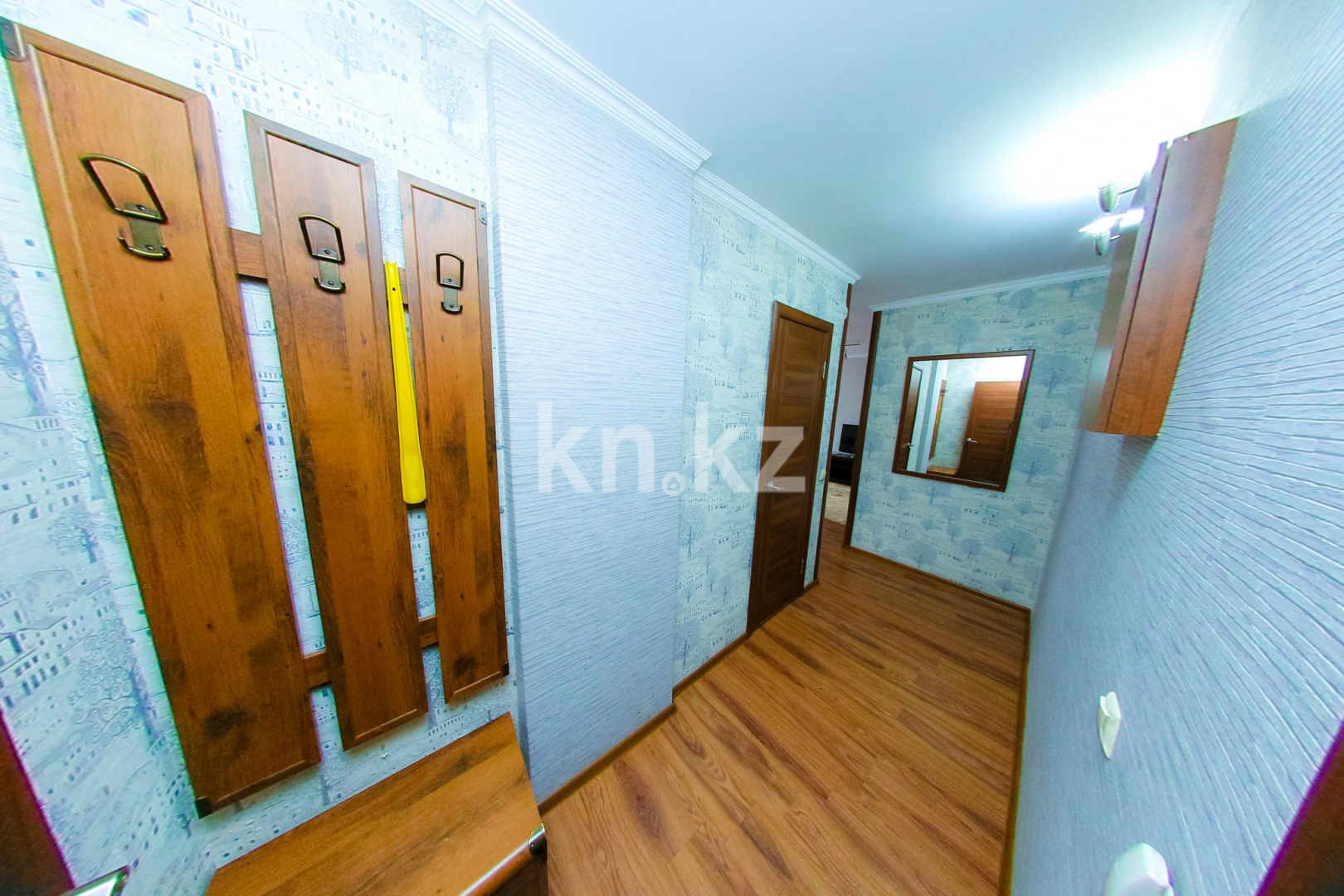 Аренда 2-комнатной квартиры посуточно, 50 м², ул. Кайсенова, дом  123 - Аренда квартир посуточно в Усть-Каменогорске фото 11 из 12