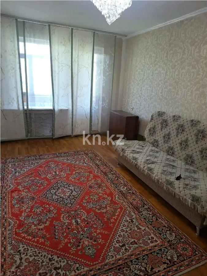 Продажа 3-комнатной квартиры, 65 м², ул. Макатаева, дом  14 - Продажа квартир в Алматы фото 1 из 7