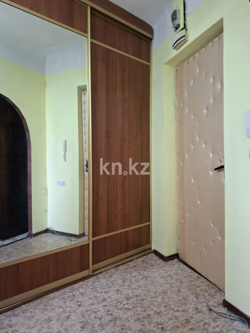 Продажа 3-комнатной квартиры, 82.2 м², пр. Назарбаева, дом  6 - Продажа  трехкомнатных квартир в Усть-Каменогорске фото 13 из 18