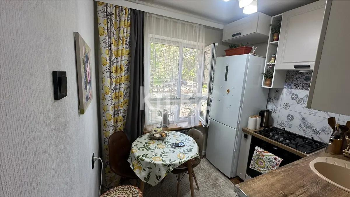 Продажа 3-комнатной квартиры, 60 м², мкр-н Айнабулак-3, дом  122 в Алматы - фото 4