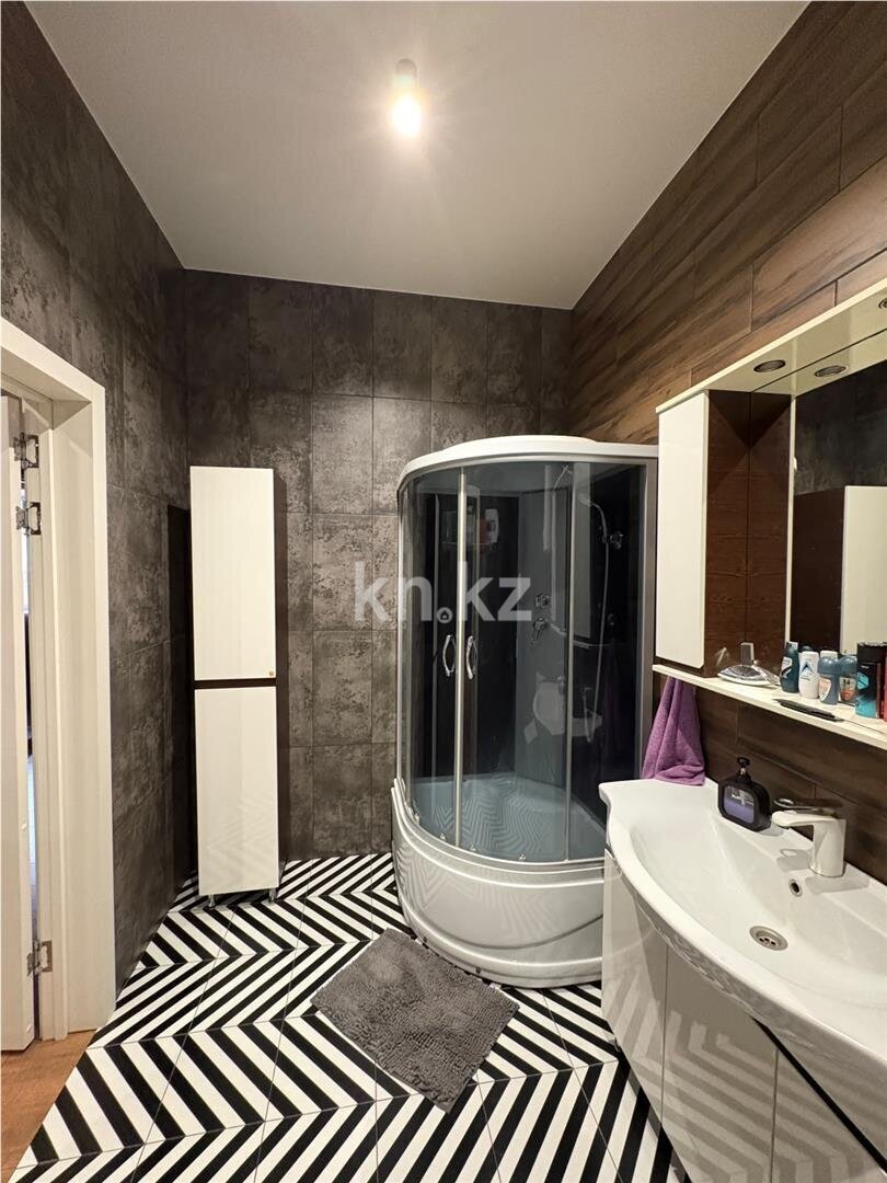 Продажа 3-комнатной квартиры, 102 м² в Караганде - фото 12