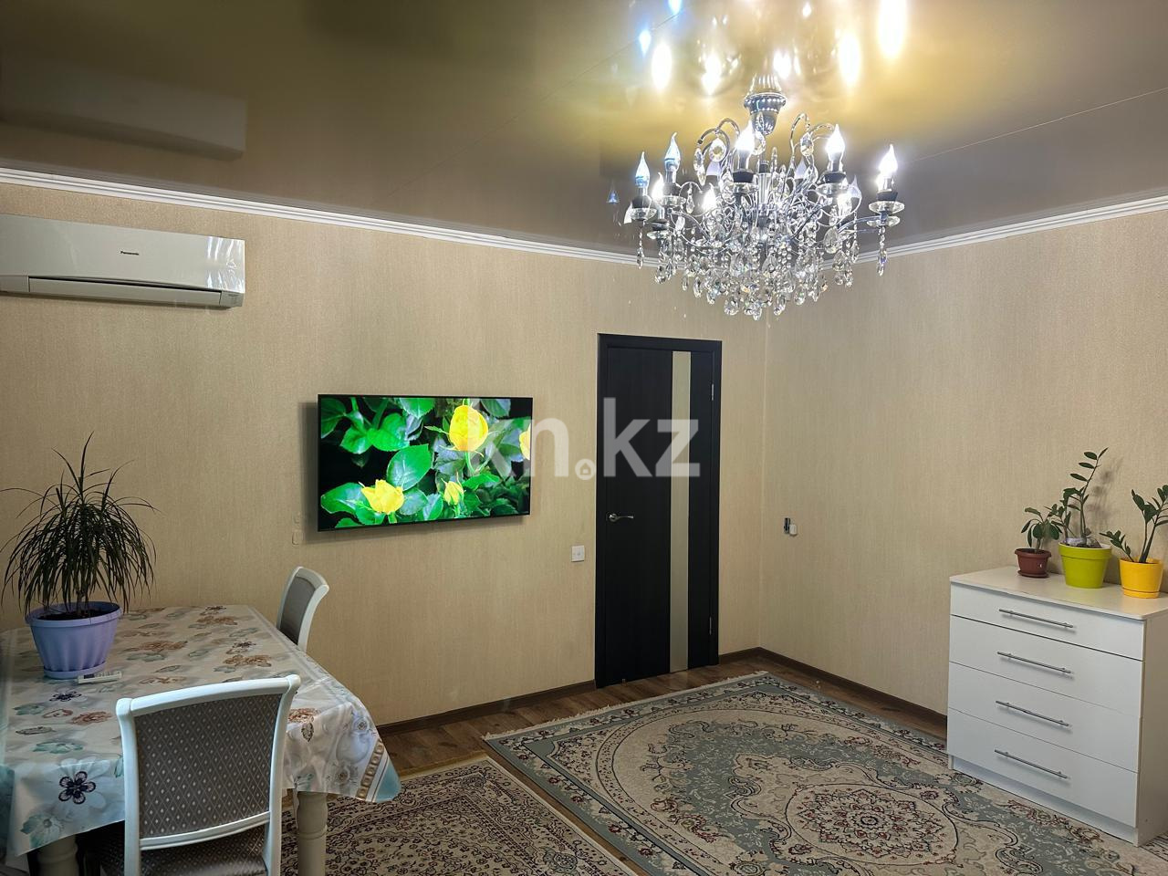 Продажа 4-комнатной квартиры, 85 м², мкр-н Степной-4, дом  26 - Продажа квартир в Караганде фото 1 из 12