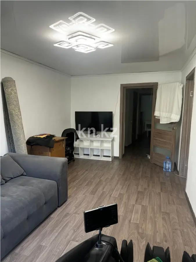 Продажа 3-комнатной квартиры, 64 м², ул. Пичугина, дом  238 - Продажа квартир в Караганде с фото фото 1 из 7