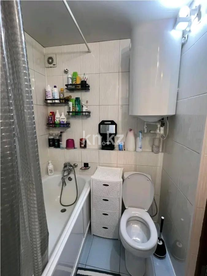 Продажа 3-комнатной квартиры, 54 м², пр. Сейфуллина, дом  22 в Караганде - фото 6